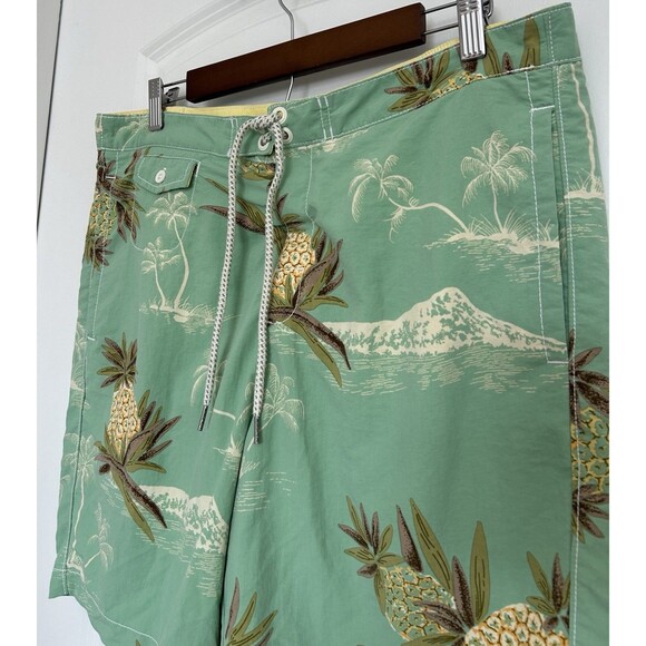 Tommy Bahama Mens Swim Shorts Trunks Medium Pineapple Island Resort M - Picture 2 of 11